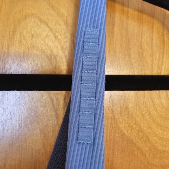 Zyia Active Storm Parallel Ribbed Luxe Adjustable Sports Bra - Picture 2 of 9